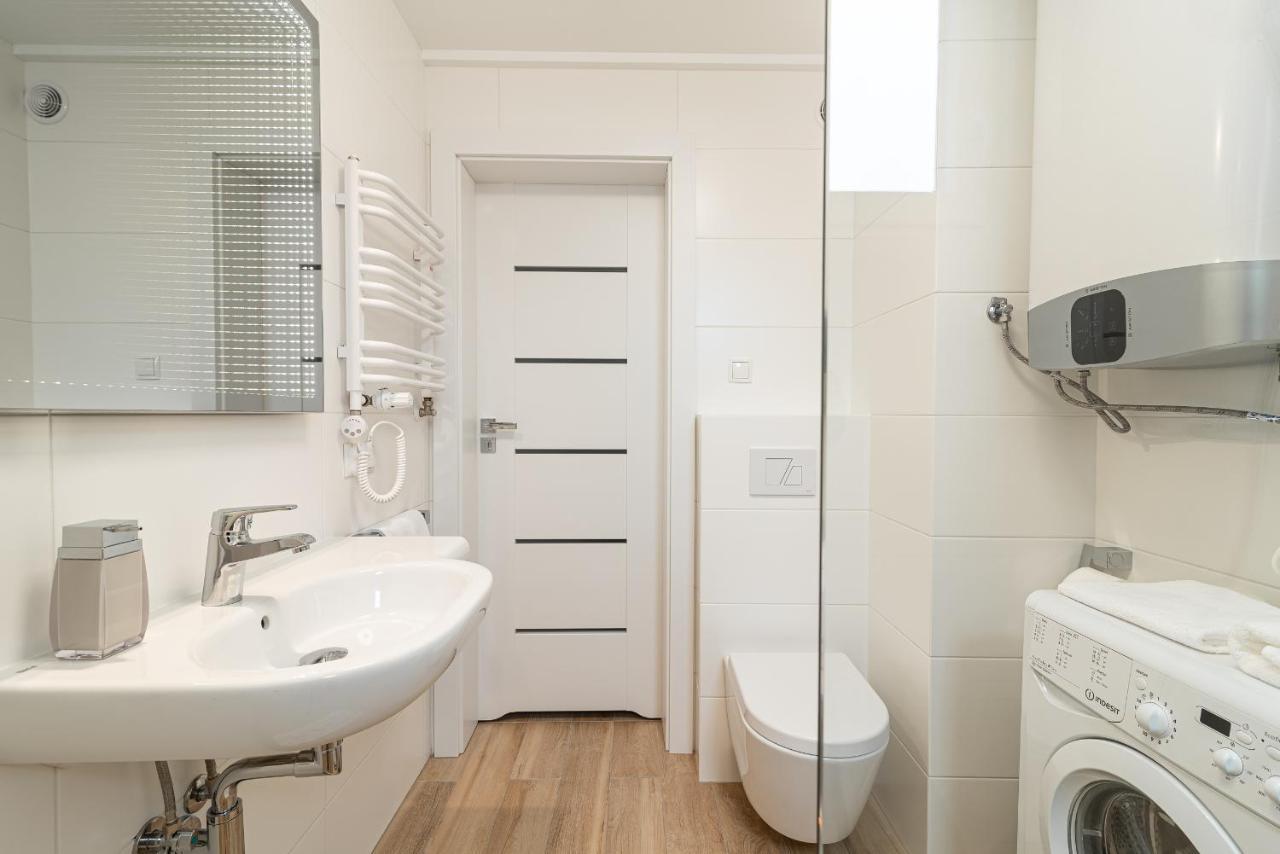 Luxury Apartment Szeroka - Old Town グダニスク エクステリア 写真